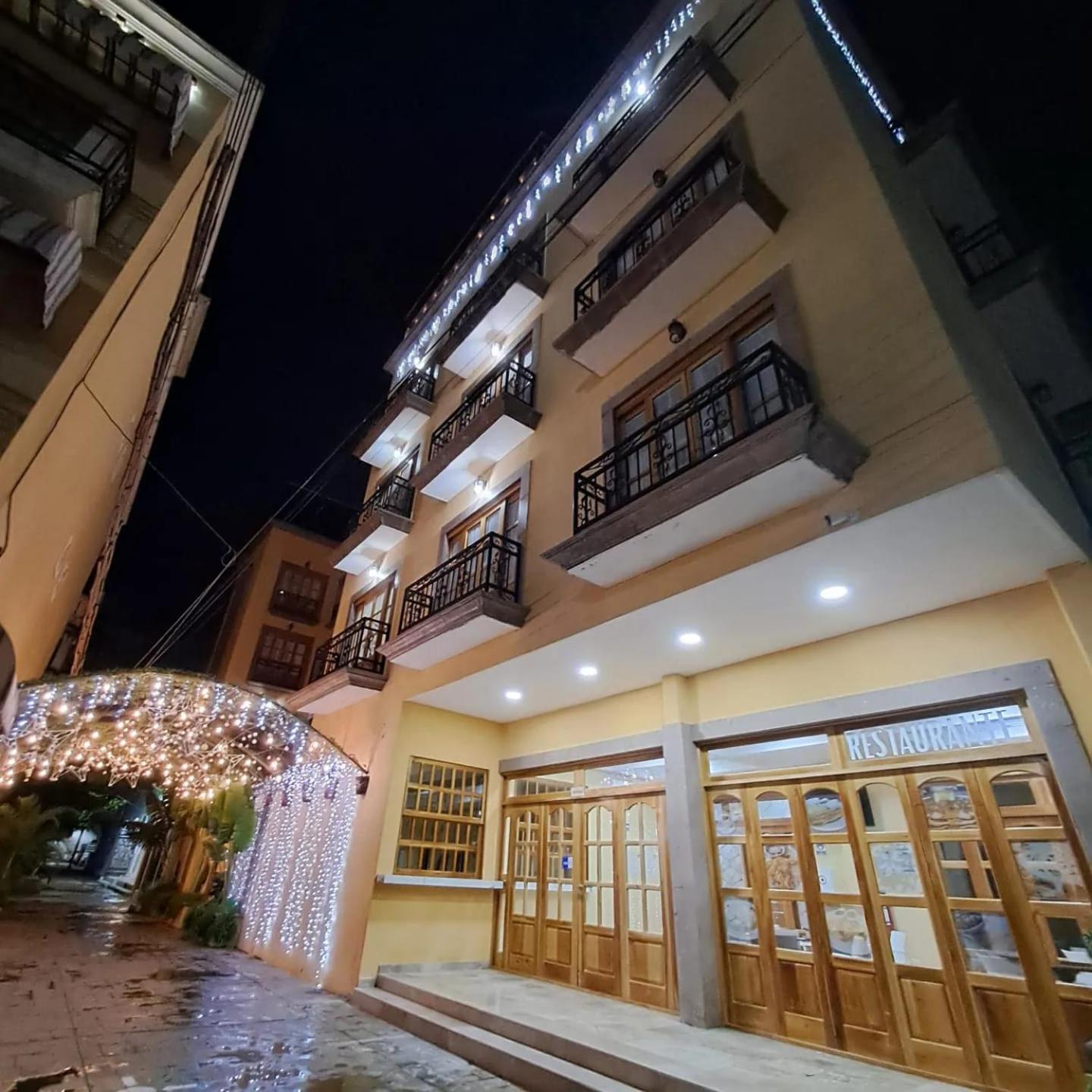 Cancun International Suites Εξωτερικό φωτογραφία